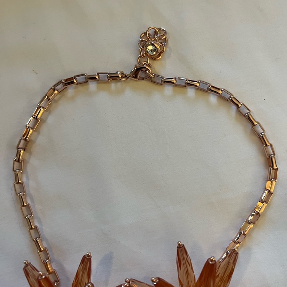 Ted Baker floral statement necklace - Picture 4 of 5